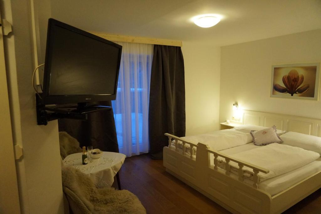 Haus Senoner Bed & Breakfast Kitzbuhel Ngoại thất bức ảnh