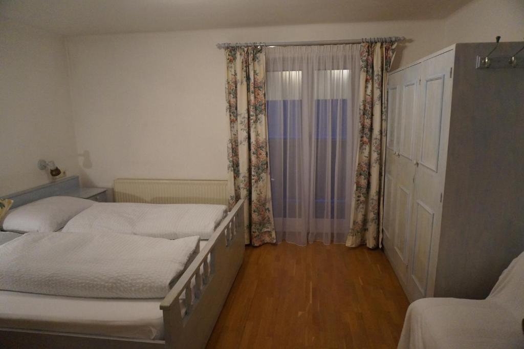 Haus Senoner Bed & Breakfast Kitzbuhel Phòng bức ảnh